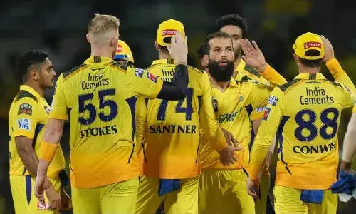 చెన్నై సూపర్‌ కింగ్స్‌కు భారీ షాక్‌