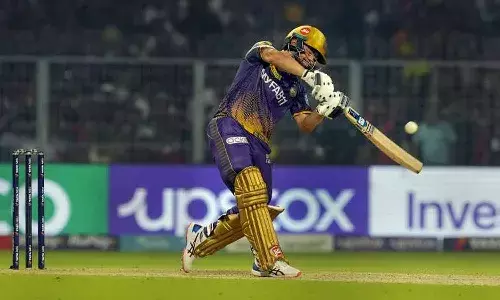 చివరి ఓవర్లో 5 సిక్సర్లు కొట్టి కేకేఆర్ ను గెలిపించిన రింకూ సింగ్