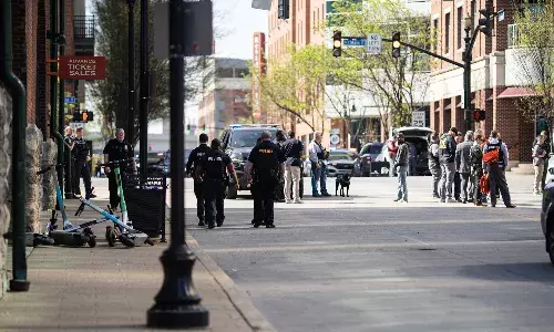 Louisville banker,  Kentucky, United States, international news