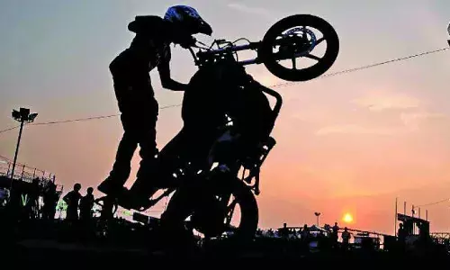 Hyderabad police, dangerous driving , Hyderabad youth