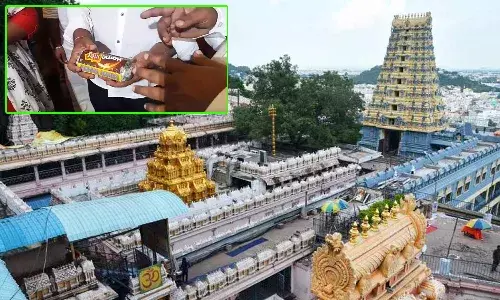 Rajanna Siricilla , handloom, Vijayawada ,Indrakeeladri temple