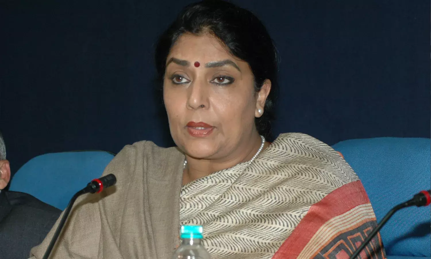 Khammam, Congress leader Renuka Chaudhary,  policeman, Chimalapadu