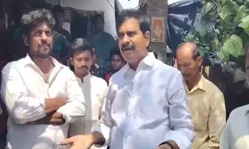 బాబాయి హంతకులు జైలుకు వెళ్లాలి : మాజీ మంత్రి దేవినేని ఉమా