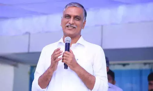 అడిగినదానికి సమాధానం చెప్పలేక ఇలాంటి మాటలు : మంత్రి హరీష్ రావు