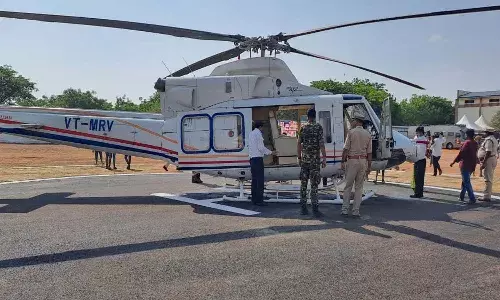 సీఎం జగన్ ప్రయాణించాల్సిన విమానంలో సాంకేతిక లోపం