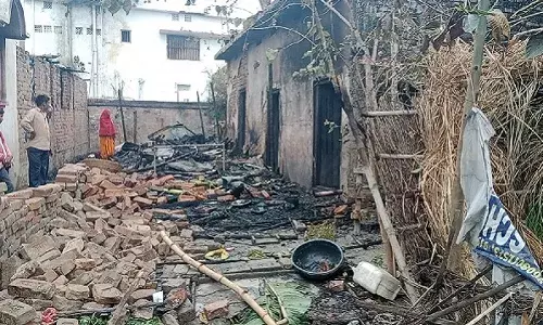 Bihar,  fire, Muzaffarpur, Four minor girls