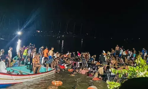 tourist boat, Kerala, Malappuram, Tanur, Chief Minister Pinarayi Vijayan