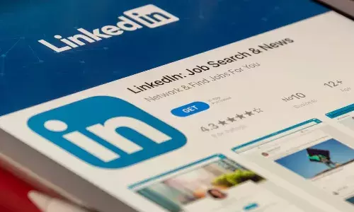 ఉద్యోగాలను చూపించే సంస్థే.. భారీగా ఉద్యోగులను తీసేస్తుంది..!