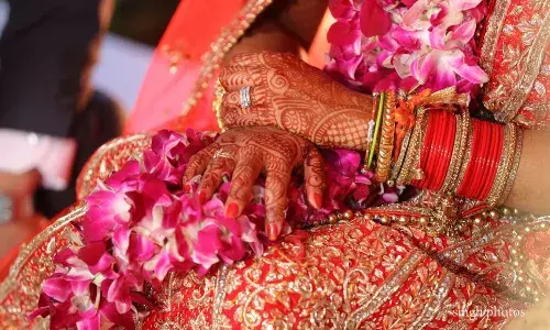bride,beauty parlor, Uttar Pradesh, CM Yogi