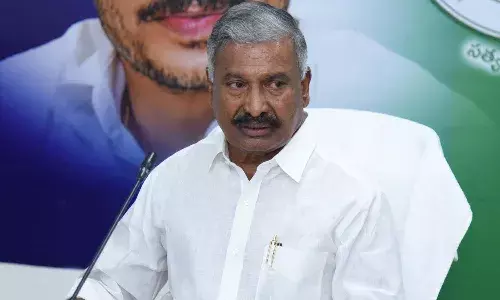 అర్హత ఉన్న ప్రతి ఒక్క రైతుకు ఉచిత విద్యుత్ కనెక్షన్ ఇవ్వాలి