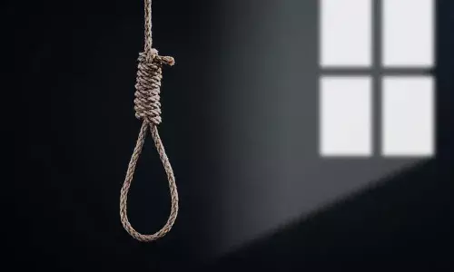 భర్త వేధింపులు.. పెళ్ళైన 13 రోజులకే తనువు చాలించిన యువతి