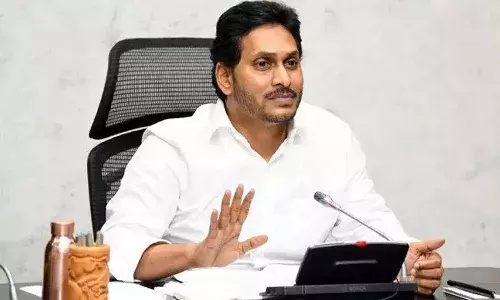 మరోసారి గొప్ప మనసు చాటుకున్న సీఎం జగన్.. వెంకట చంద్రబాబుకు సాయం