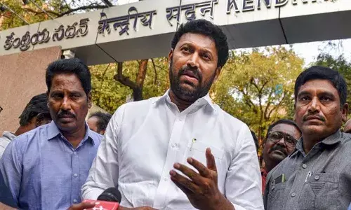 ఎంపీ అవినాష్ రెడ్డి ముందస్తు బెయిల్ పిటిషన్పై హైకోర్టులో విచారణ