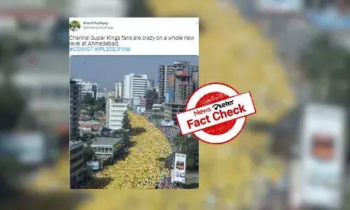 FactCheck : ఆ ఫోటోలో ఉన్న వాళ్లంతా చెన్నై సూపర్ కింగ్స్ అభిమానులా..?