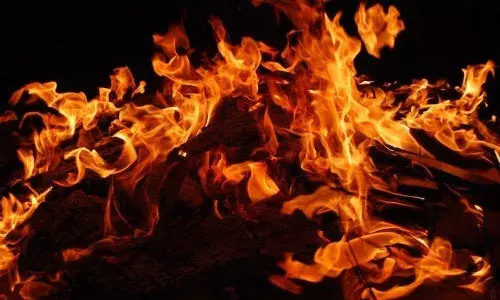 Kurnool, Crime news, wife cremates husband