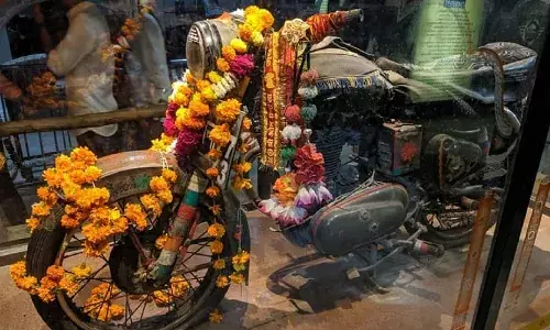 interesting temples, India, Bullet Baba Mandir, Chinese Kali