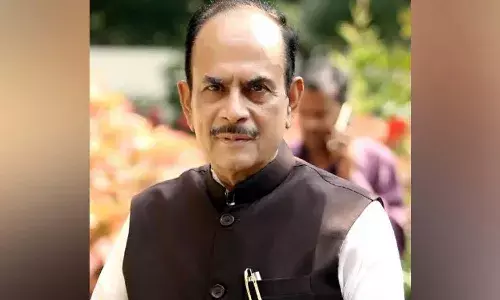 మహిళలు పొట్టి దుస్తులు ధరించడం వల్ల ఇబ్బందులు తలెత్తుతాయి : హోంమంత్రి మహమూద్ అలీ