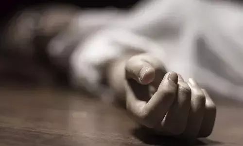 Man kills woman, dead body, Crime news, Visakhapatnam