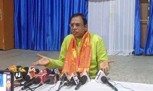 గేయ రచయిత జొన్నవిత్తుల నేతృత్వంలో ఏపీలో కొత్త రాజకీయ పార్టీ