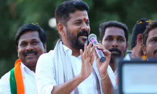 దోచుకున్న సొమ్ముతో కేసీఆర్ అక్కడికే పారిపోతారు : రేవంత్ రెడ్డి సంచలన వ్యాఖ్యలు