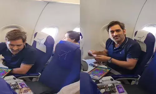 MS Dhoni, Candy Crush, Flight, Viral Video