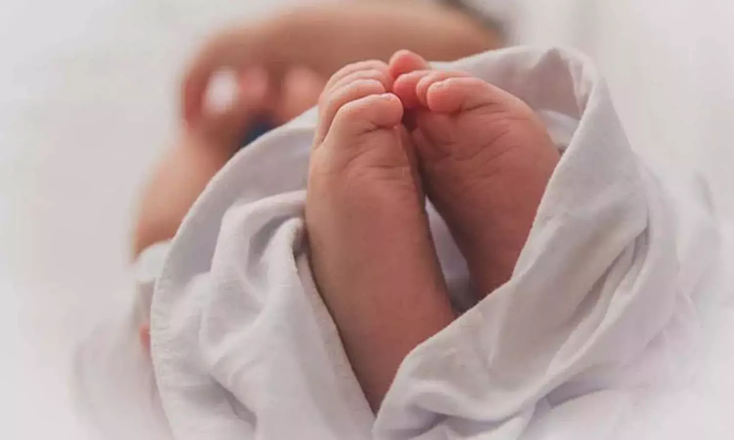 రెండో కాన్పులో అమ్మాయి పుడితే రూ.6000 సాయం