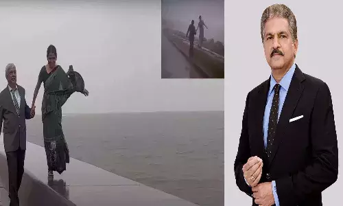 Old, Bollywood, Song Remake, Anand Mahindra, Tweet,