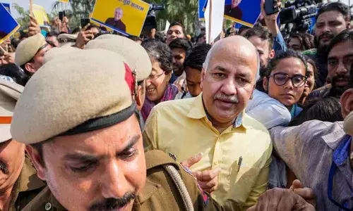 ఢిల్లీ ఎక్సైజ్ పాలసీ కేసు : మనీష్ సిసోడియా బెయిల్ పిటిషన్ను కొట్టేసిన ఢిల్లీ హైకోర్టు