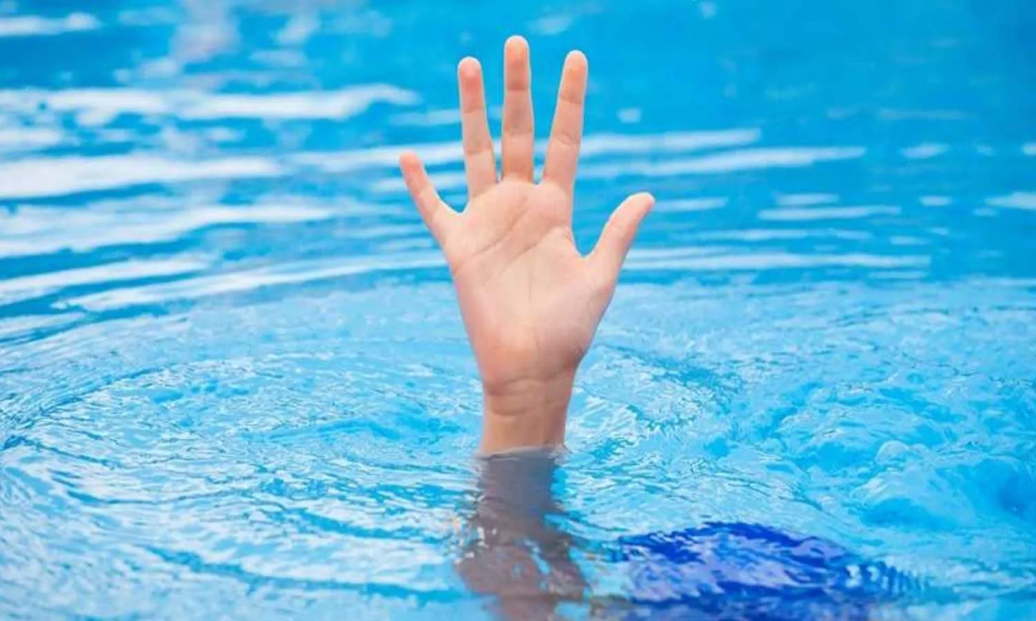 5-year old, drowns, swimming pool, puppalaguda, complex,
