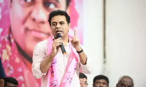 ఆ రెండు కుటుంబాలకు కోటిన్నర చొప్పున అందజేస్తాం : కేటీఆర్