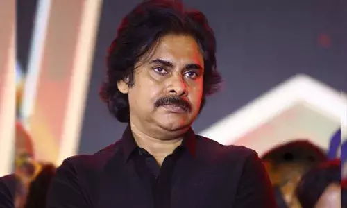 పవన్ కళ్యాణ్ విడాకులపై మాట్లాడితే కేసులే..!