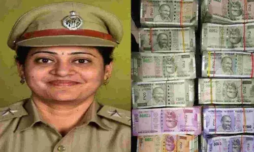 CI Swarnalatha, Arrest, currency Notes Exchange Case,