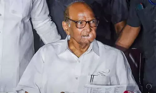 నన్ను రిటైర్ అవ్వమని అడగడానికి అజిత్ ఎవరు.? : శరద్ పవార్