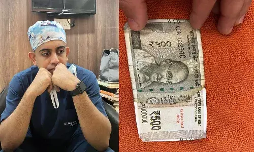 Fake, Rs 500 Note, Doctor Fee, Viral,