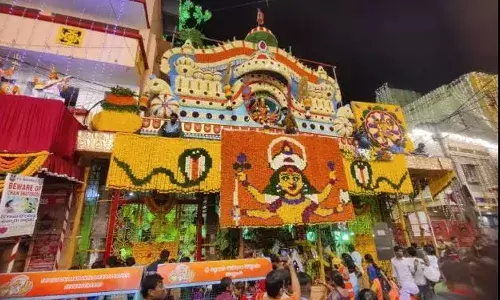 Politicians, Hyderabad, Bonalu festival, Mahakali ammavaru