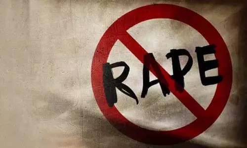 Vizag, School peon, minor, Crime news