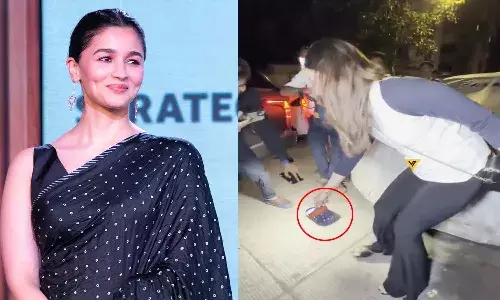 Alia Bhatt, Journalist Chappal, Viral,