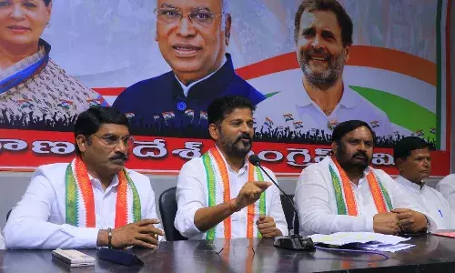 రైతులను మోసం చేసిన విషయంలో కేసీఆర్ ది ఆల్ టైం రికార్డు : రేవంత్ రెడ్డి