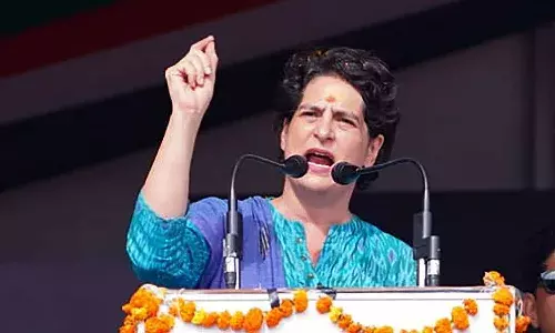 భారీ మెజారిటీతో గెలిపించి.. కూల్చలేని పటిష్టమైన ప్రభుత్వాన్ని ఏర్పాటు చేయండి