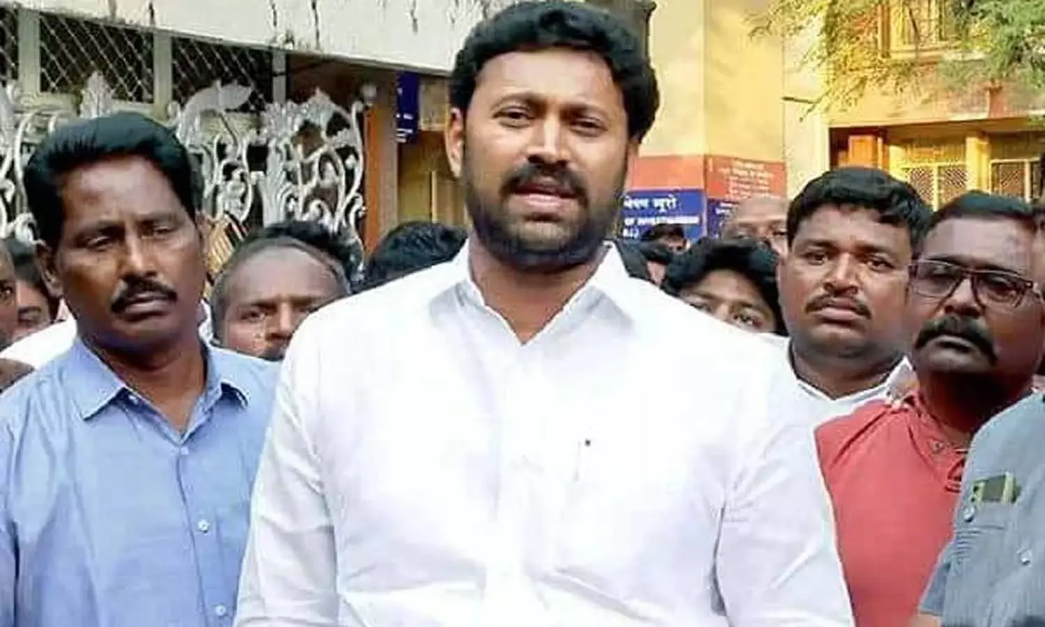 సీబీఐ డైరెక్ట‌ర్‌కు ఎంపీ అవినాష్ రెడ్డి లేఖ‌