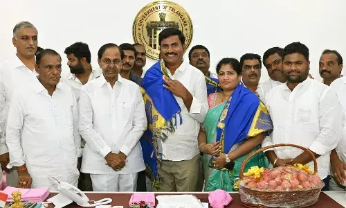 CM KCR, Telangana farmer, millionaire, tomato cultivation
