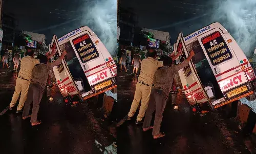 Ambulance, Hyderabad, driver killed
