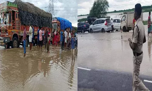 Heavy Flood, Hyderabad-Vijayawada, Highway Blocked,
