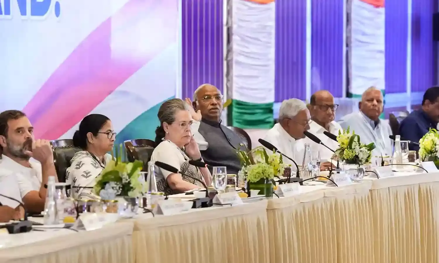 విపక్ష I-N-D-I-A కూటమి తదుపరి భేటీ ఆ నగరంలోనే.. తేదీలు కూడా ఫిక్స్‌