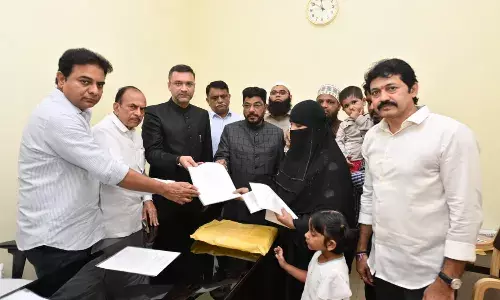 మాట నిలబెట్టుకున్న మంత్రి కేటీఆర్