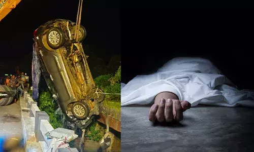 AP Three Students Died Car Fell in water Canal