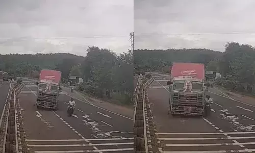 Adilabad, Lorry Accident, Highway, Viral Video,