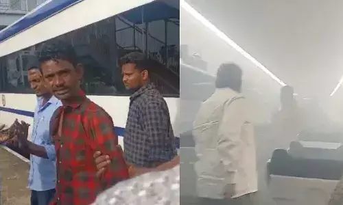 Smoke, Tirupati Secunderabad Vande Bharat train, man smokes cigarette, Nellore
