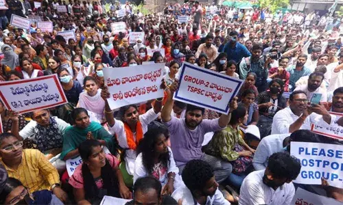 TSPSC, Group 2 Exam ,Group 2 Aspirants, Protest