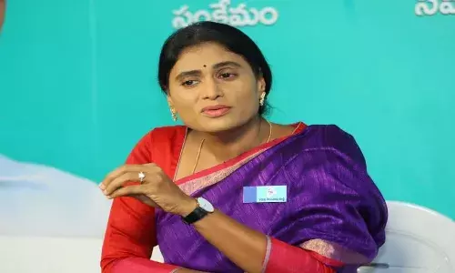 Sharmila, House Arrest, Hyderabad, Lotus Pond,